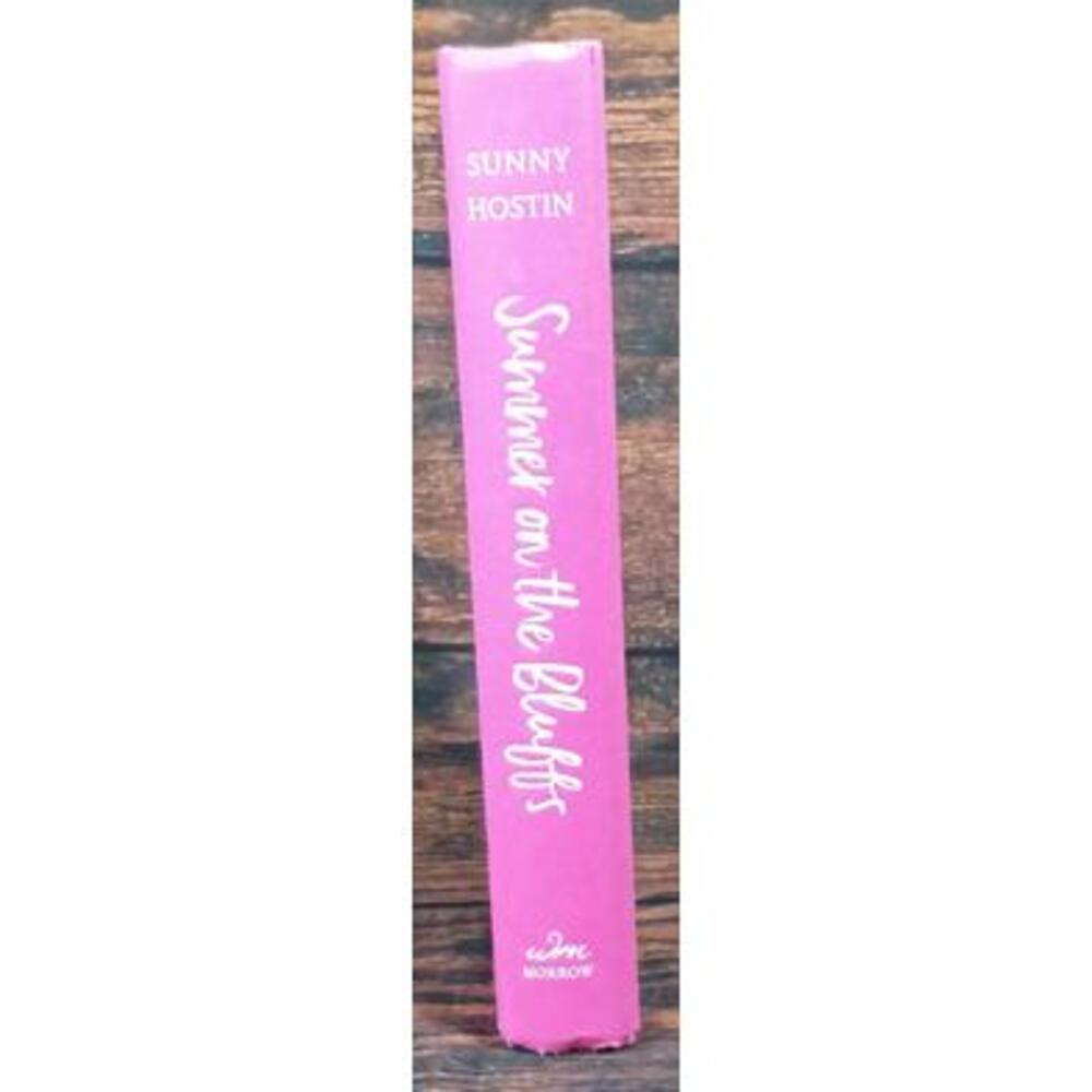 Summer on the Bluffs by Sunny Hostin - Hardcover‎ Fiction Book